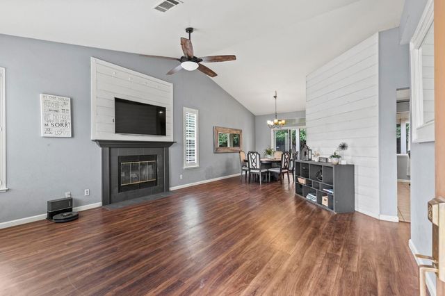 2441 Dove Ct, Yuba City, CA 95993