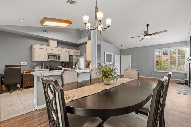 2441 Dove Ct, Yuba City, CA 95993