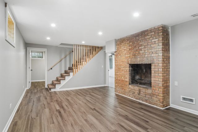 983 Harvard Court, Highland Park, IL 60035