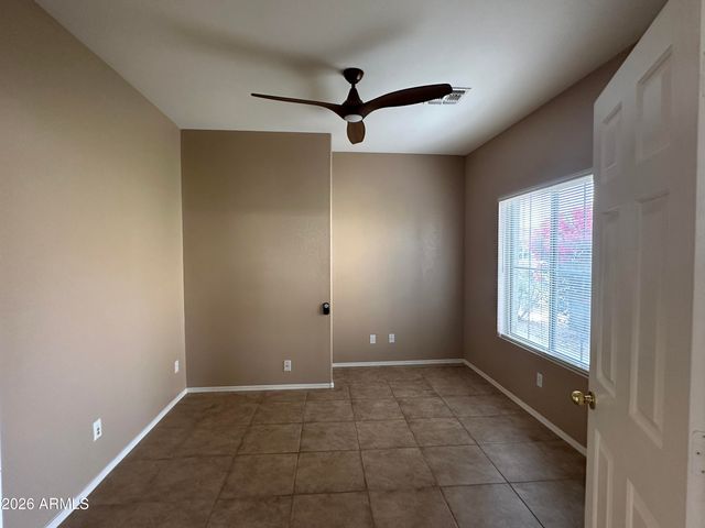 40915 N COLUMBIA Trail, Anthem, AZ 85086