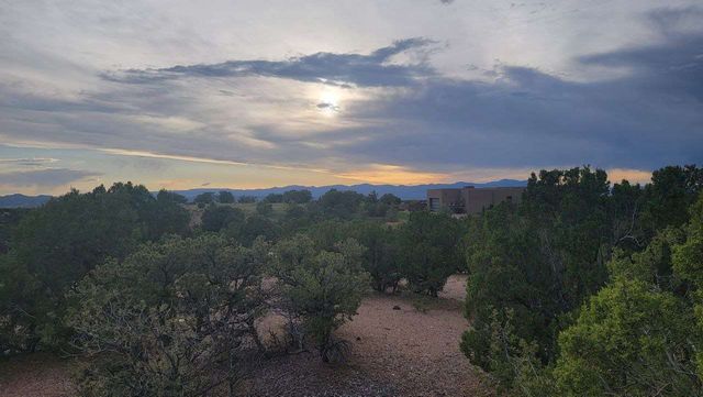 37 Sundance Ridge Circle, Santa Fe, NM 87501