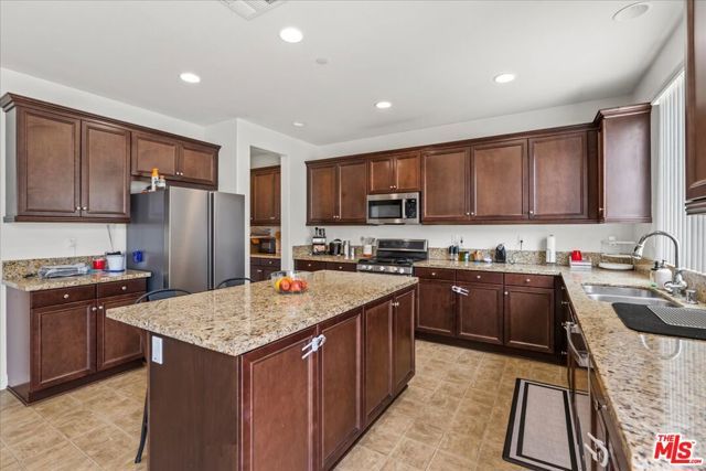 361 Canyon, Calimesa, CA 92320