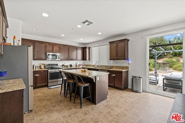 361 Canyon, Calimesa, CA 92320
