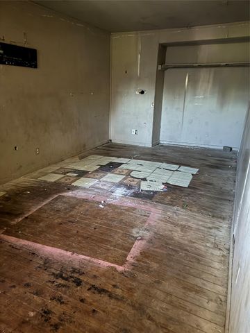 5325 Longmeadow Street, Houston, TX 77033