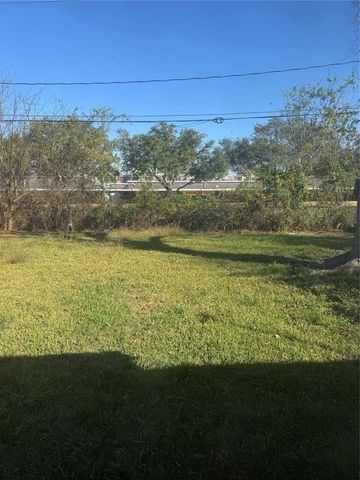 5325 Longmeadow Street, Houston, TX 77033