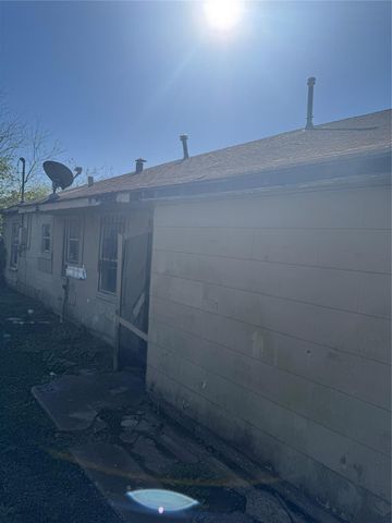 5325 Longmeadow Street, Houston, TX 77033