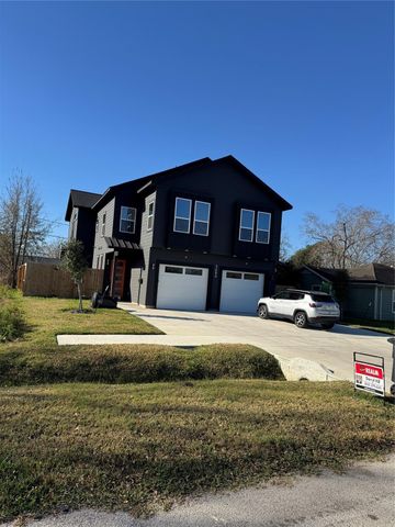 5325 Longmeadow Street, Houston, TX 77033