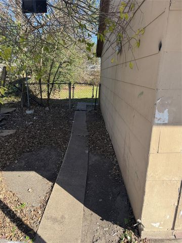 5325 Longmeadow Street, Houston, TX 77033