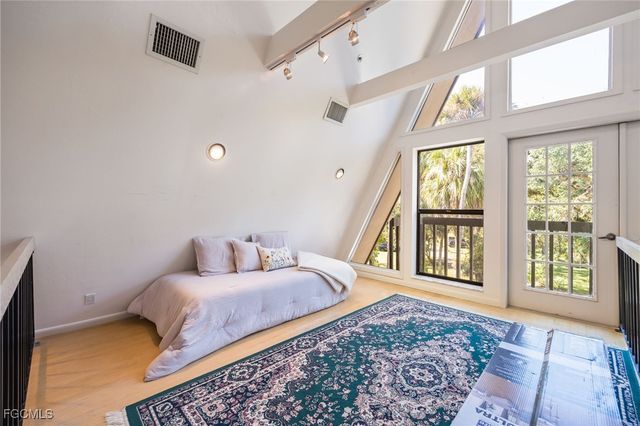 19650 N River RD, Alva, FL 33920