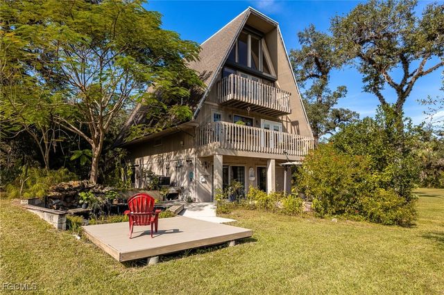 19650 N River RD, Alva, FL 33920