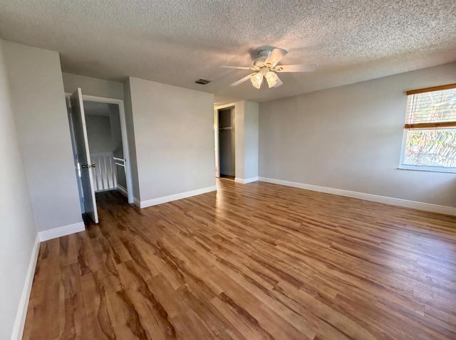 7722 Oak Grove, Lake Worth, FL 33467