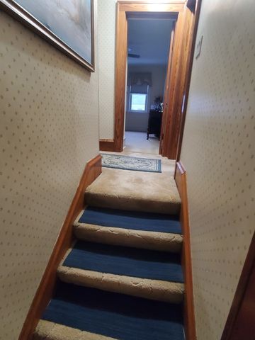 457 Arlington Avenue, Elgin, IL 60120