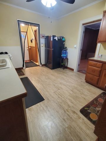 457 Arlington Avenue, Elgin, IL 60120