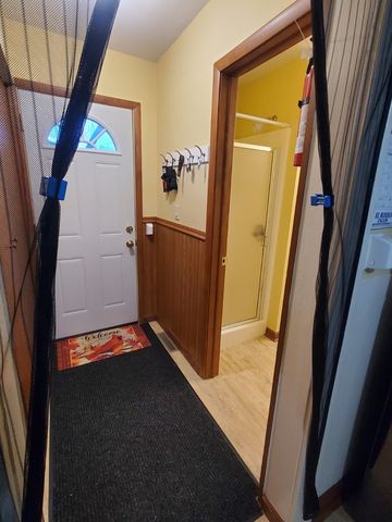 457 Arlington Avenue, Elgin, IL 60120