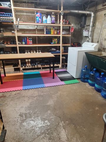 457 Arlington Avenue, Elgin, IL 60120