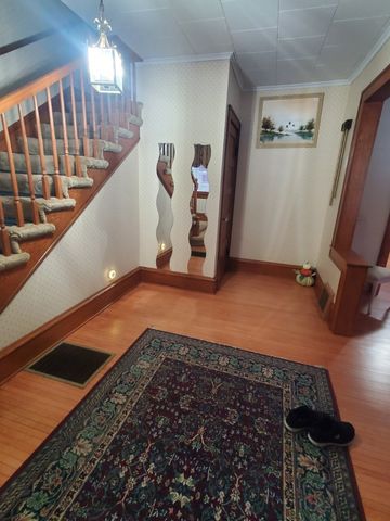 457 Arlington Avenue, Elgin, IL 60120