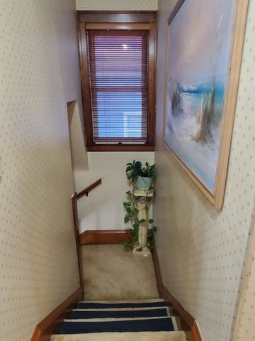 457 Arlington Avenue, Elgin, IL 60120