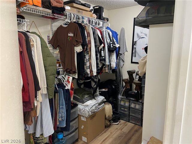 5801 Medallion Drive 202, Las Vegas, NV 89122