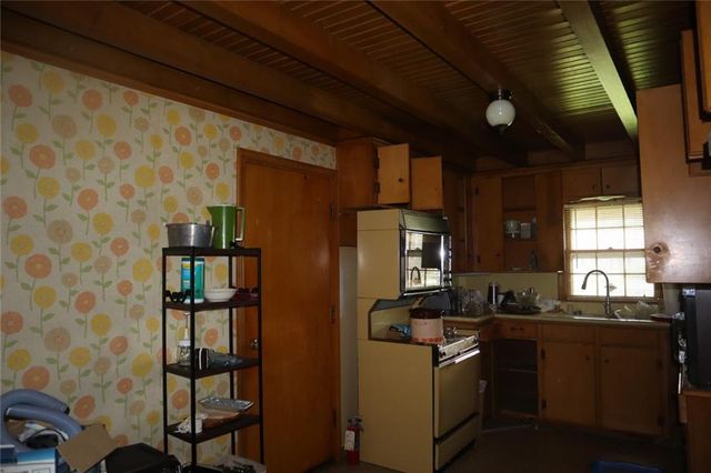 5111 W 66th Street, Prairie Village, KS 66208