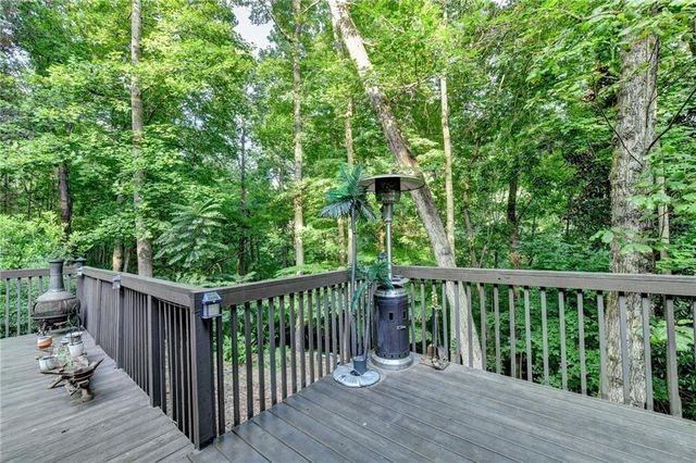 117 Ridge Road, Berkeley Lake, GA 30096