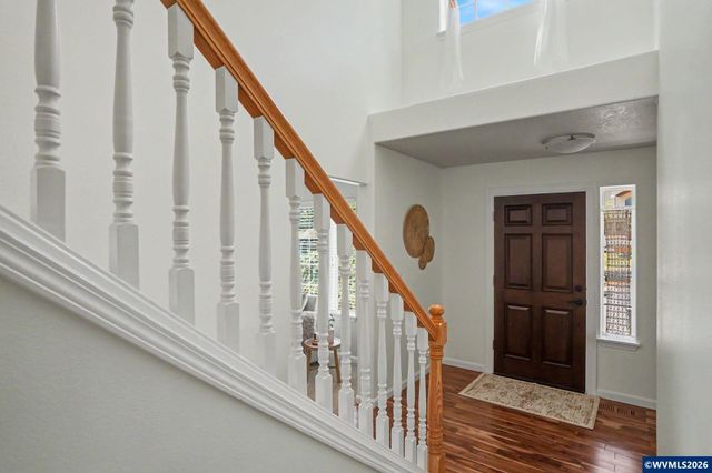 696 Mule Deer St NW, Salem, OR 97304