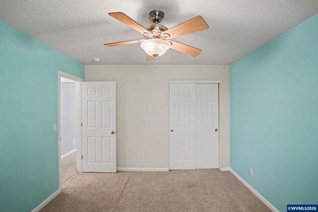 696 Mule Deer St NW, Salem, OR 97304