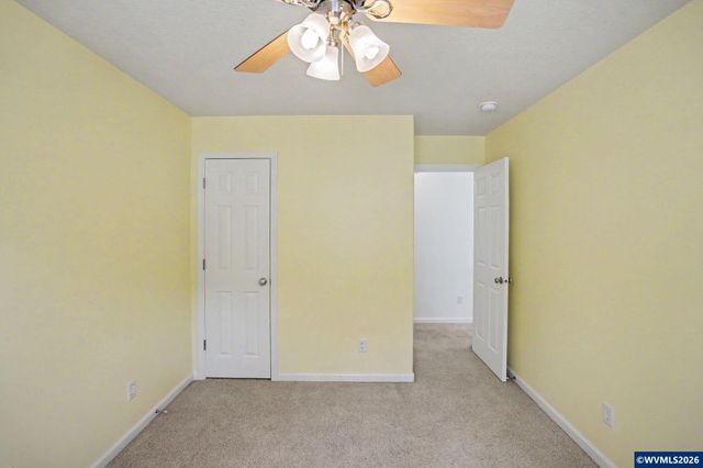 696 Mule Deer St NW, Salem, OR 97304