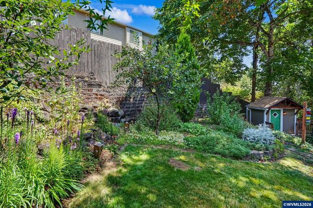 696 Mule Deer St NW, Salem, OR 97304
