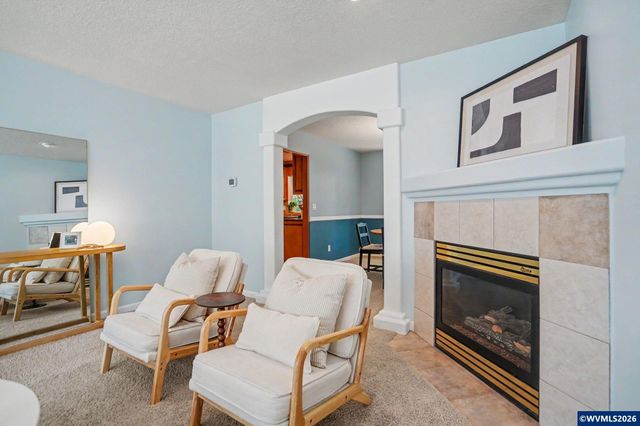 696 Mule Deer St NW, Salem, OR 97304