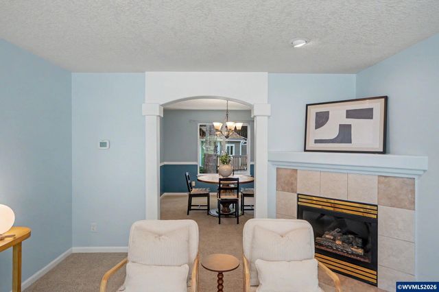 696 Mule Deer St NW, Salem, OR 97304