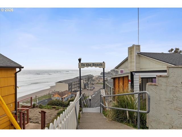 3521 Sw ANCHOR Ave 2, Lincoln City, OR 97367