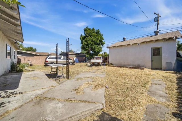 285 E Mckinley, Pomona, CA 91767