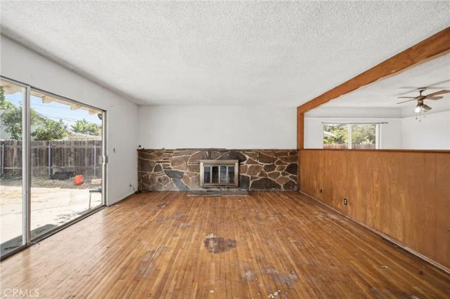 285 E Mckinley, Pomona, CA 91767