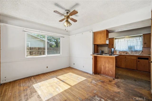 285 E Mckinley, Pomona, CA 91767