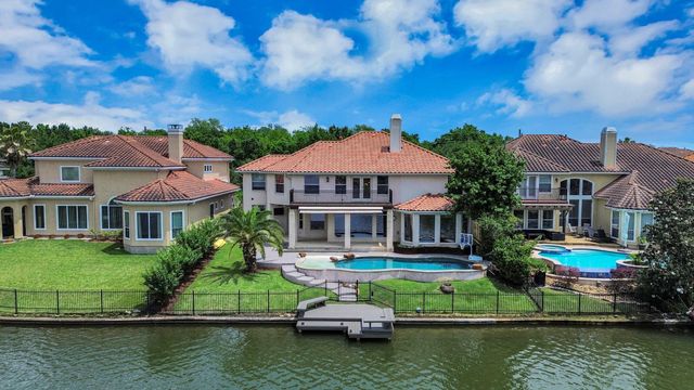 1014 Harbour Sands Drive, Houston, TX 77094