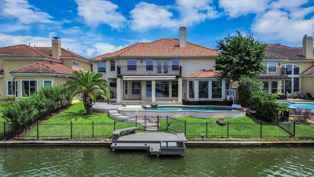 1014 Harbour Sands Drive, Houston, TX 77094