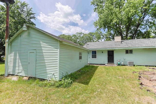 25916 Lake Drive, Elkhart, IN 46514