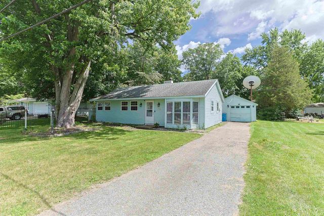 25916 Lake Drive, Elkhart, IN 46514