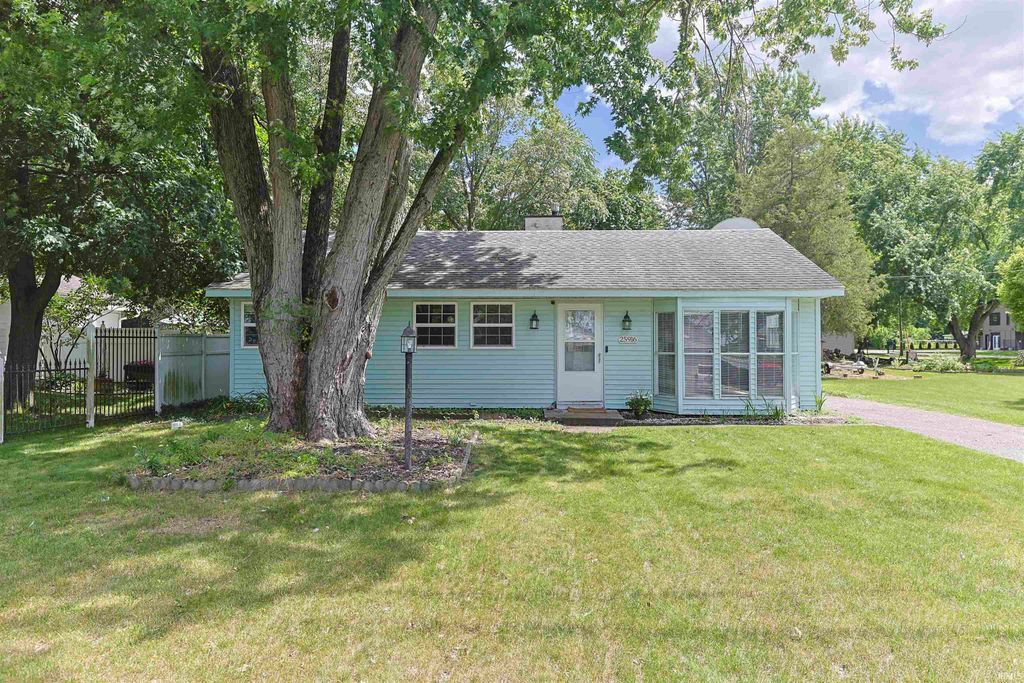 25916 Lake Drive, Elkhart, IN 46514