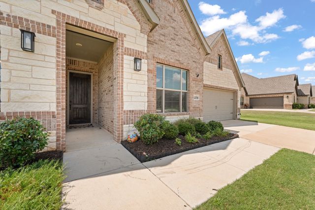 12709 Whispering Wind Drive, Godley, TX 76044