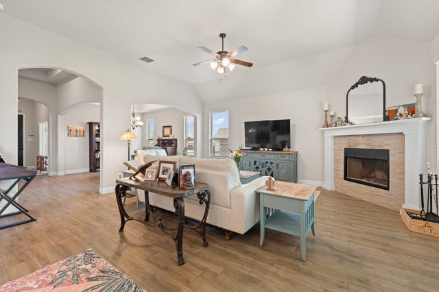 12709 Whispering Wind Drive, Godley, TX 76044
