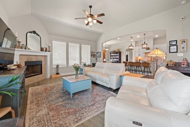 12709 Whispering Wind Drive, Godley, TX 76044