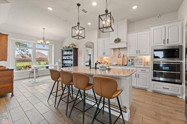 12709 Whispering Wind Drive, Godley, TX 76044