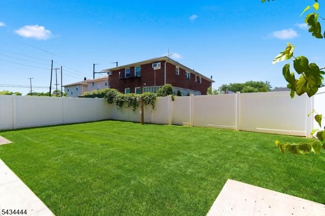 1109 Essex Ave, Linden City, NJ 07036