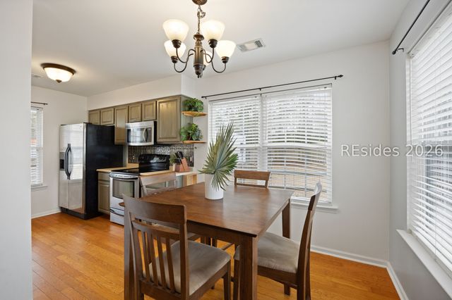 18 Royal Star Dr, Beaufort, SC 29907