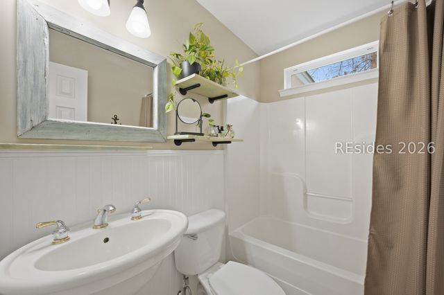 18 Royal Star Dr, Beaufort, SC 29907