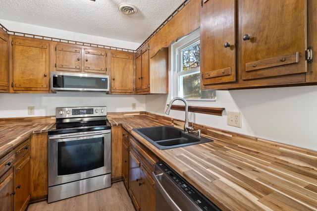 301 Live Oak Trail NE, Cleveland, TN 37323