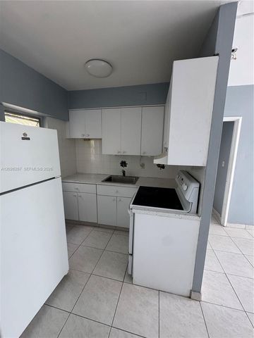 10281 E Bay Harbor Dr A6, Bay Harbor Islands, FL 33154