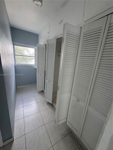 10281 E Bay Harbor Dr A6, Bay Harbor Islands, FL 33154