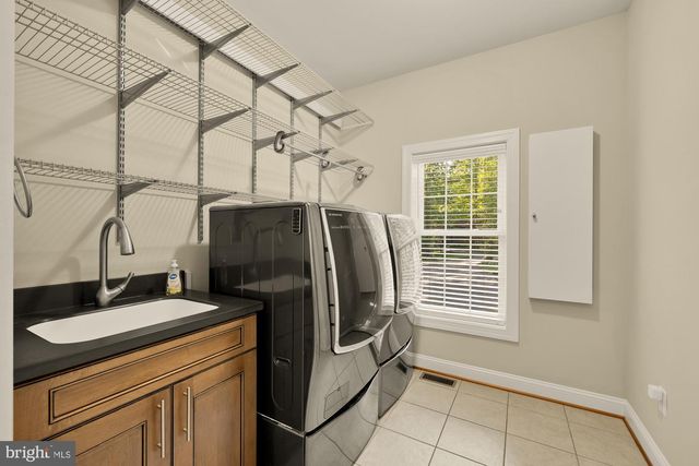 14235 BRISTOW RD, Nokesville, VA 20181